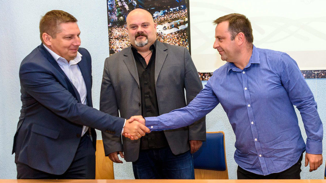 УМЕСТО ИНОКОП-А НОВА ПРИВРЕДНА МАНИФЕСТАЦИЈА -ЗРБИЗНЕТ